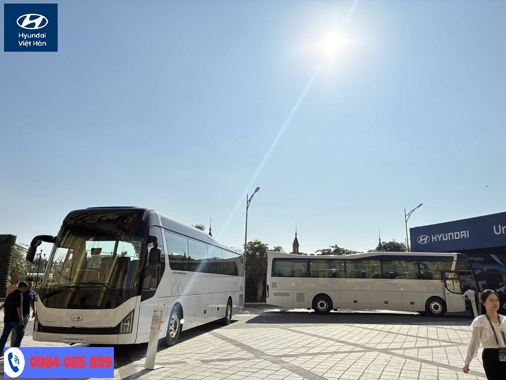 Giá xe Hyundai Universe Prestige chỉ từ 4.5 tỷ