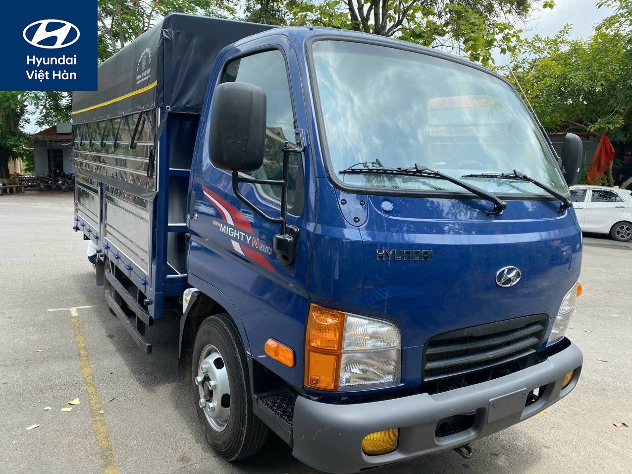 Thông số kỹ thuật Hyundai N250 thùng mui bạt