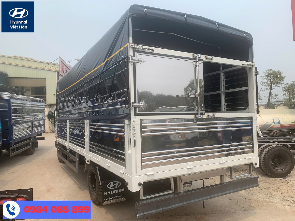 Hyundai W11SL thùng mui bạt Euro 5