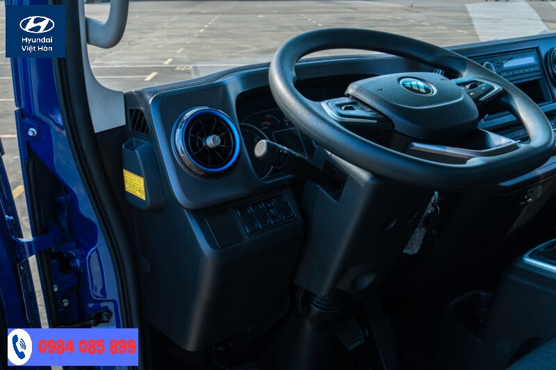 Khoang nội thất xe tải Aumark S90L