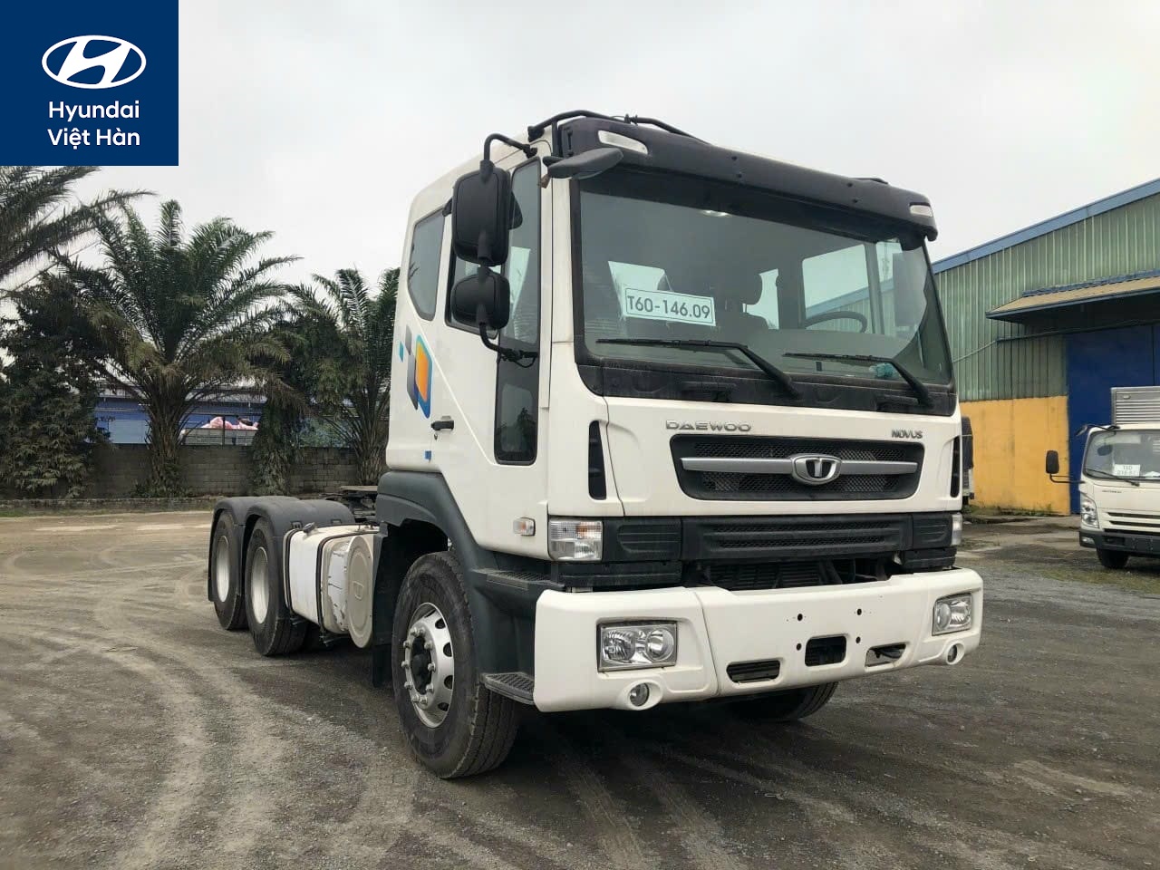 Ngoại hình bên ngoài đầu kéo Daewoo