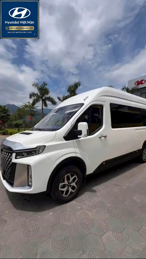 Ngoại hình xe Kim Long 16 chỗ Kim Mai 9