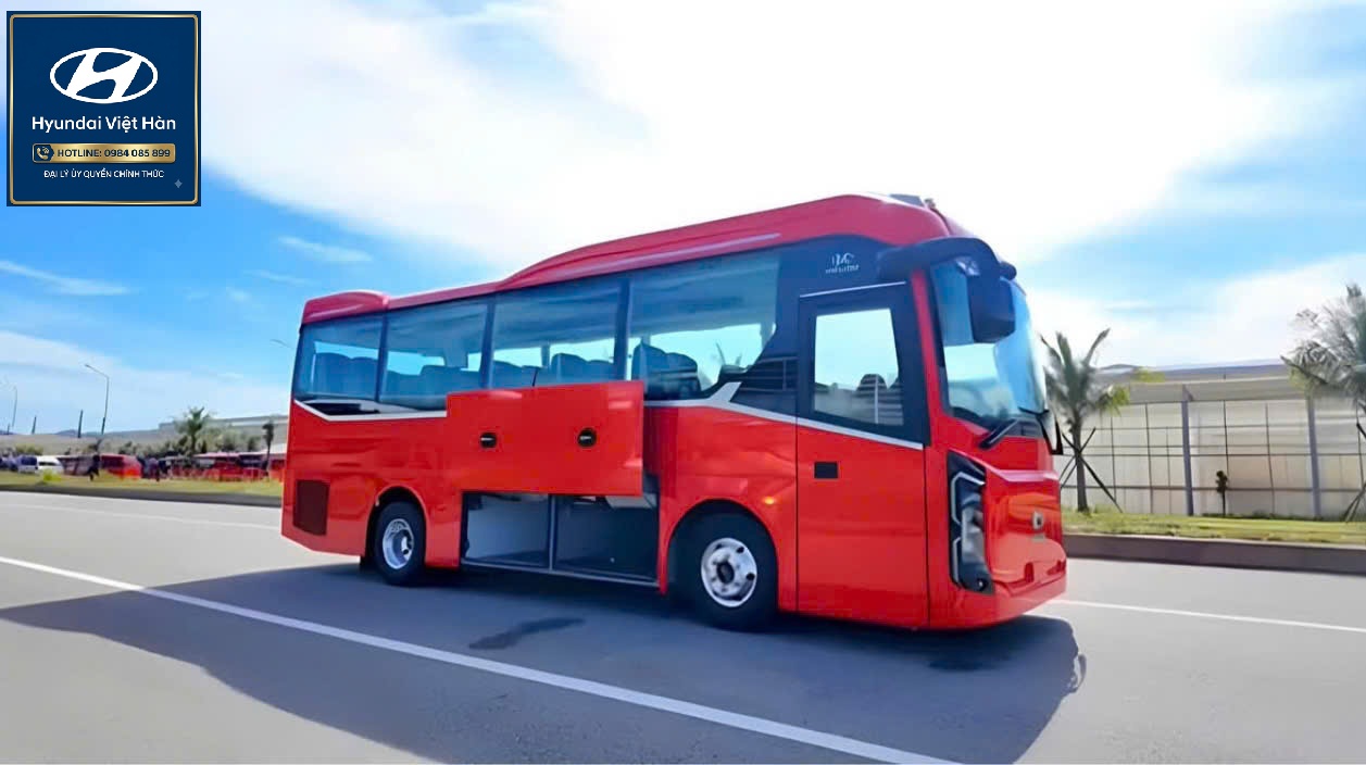 Ngoại hình xe Kim Long 79 thiết kế hiện đại và sang trọng