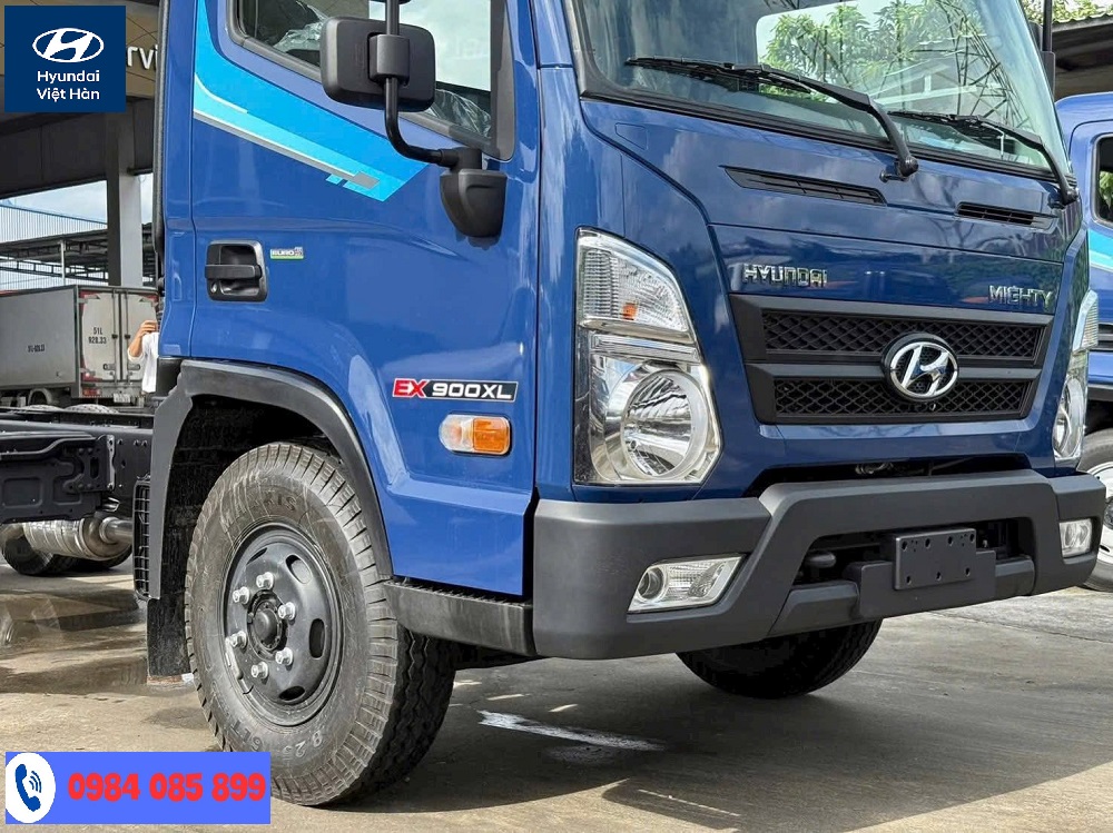 Ngoại hình xe tải Hyundai EX900XL mui bạt