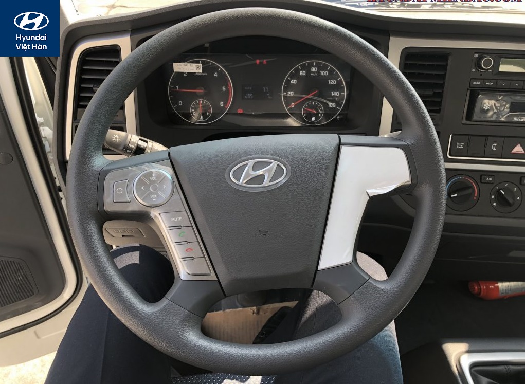 Nội thất Hyundai Ex6 thùng bạt sang trọng và tinh tế 