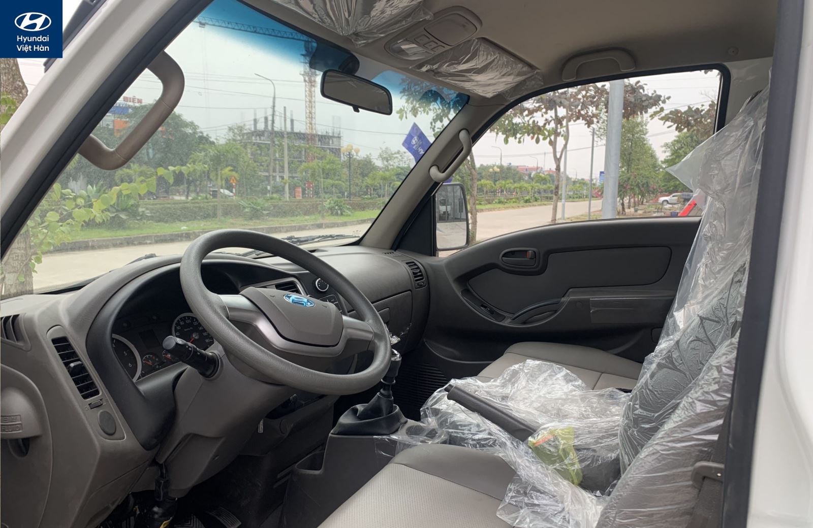 Nội thất Hyundai Porter 150 thùng kín sang trọng và tinh tế 
