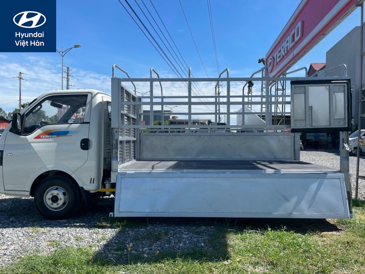 Thông số kỹ thuật Tera 150 thùng mui bạt 1.5 tấn 