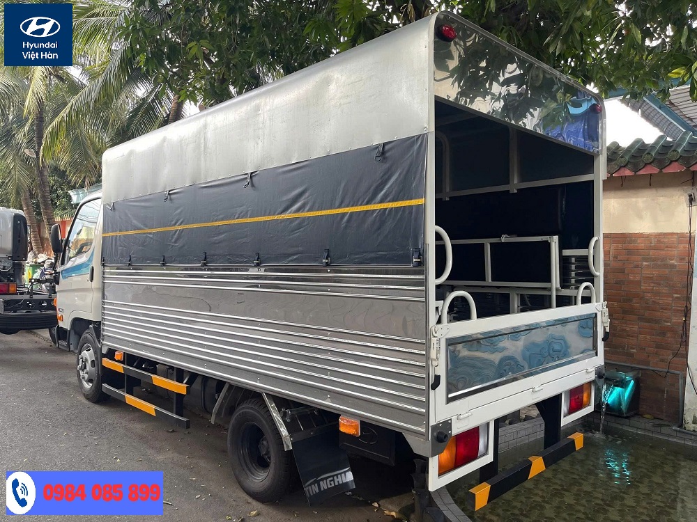 Thùng xe dạy lái Hyundai N250