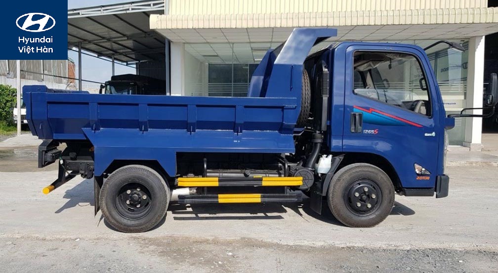 Xe ben IZ65 mạnh mẽ và bền bỉ
