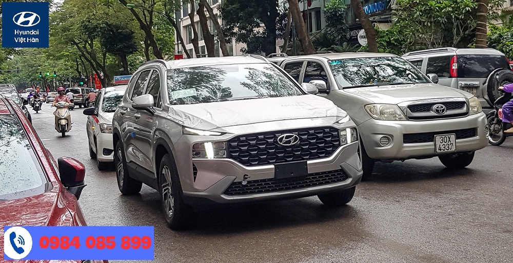 Xe chở tiền Hyundai Santafe