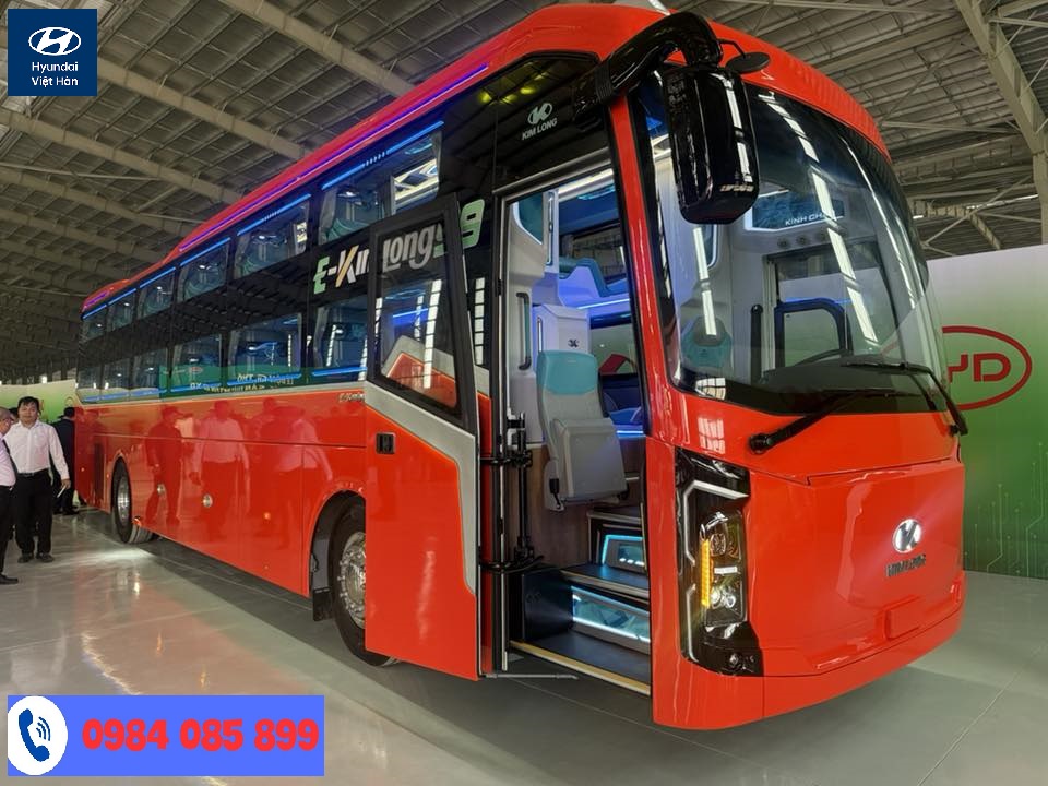 Xe giường nằm chạy điện Kim Long đầu tiên tại Việt Nam