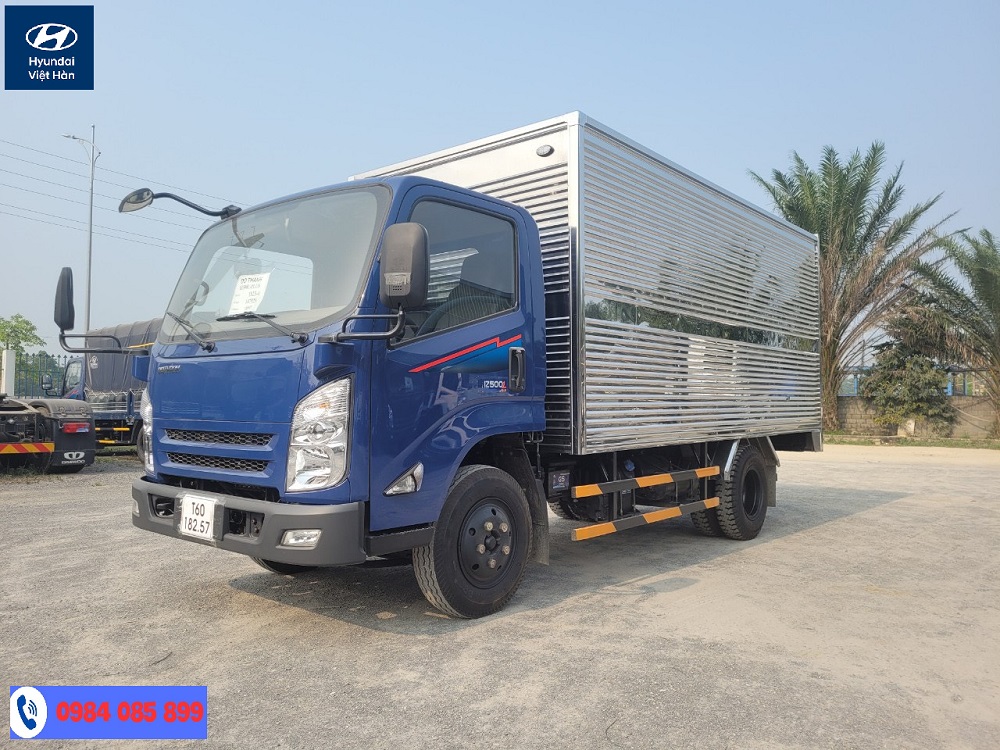 Xe tải 5 Tấn Đô Thành IZ500L Thùng Kín