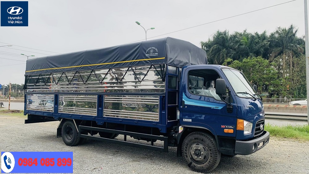 Xe tải Hyundai W11XL Thùng Bạt màu xanh dài 6m3 mới