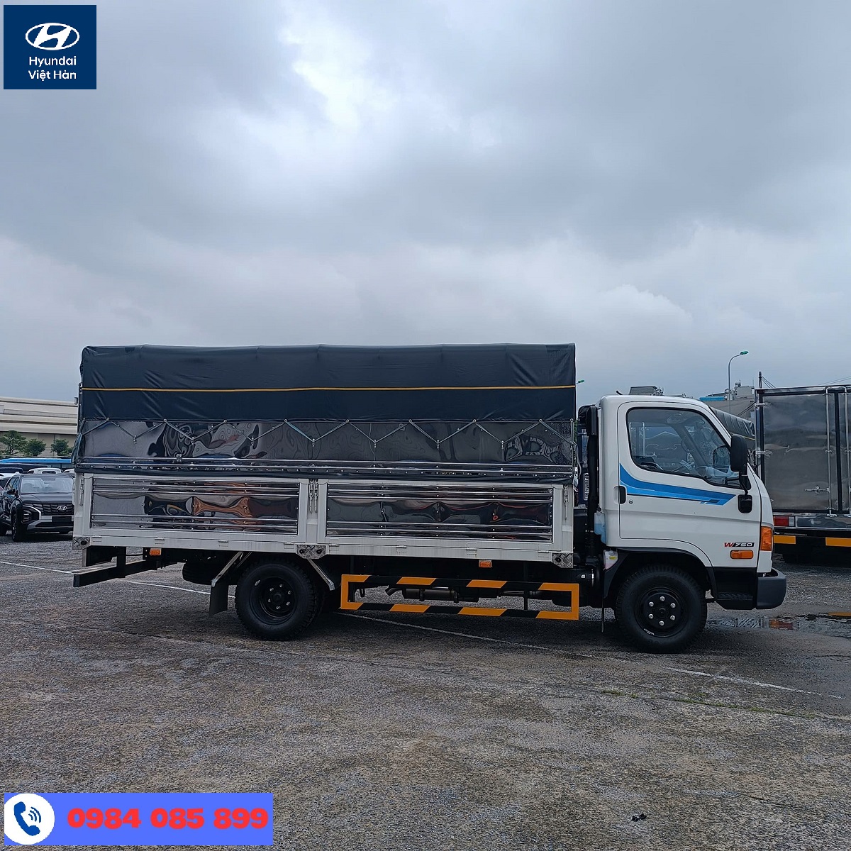 Xe tải Hyundai W750 thùng bạt 3.5 tấn