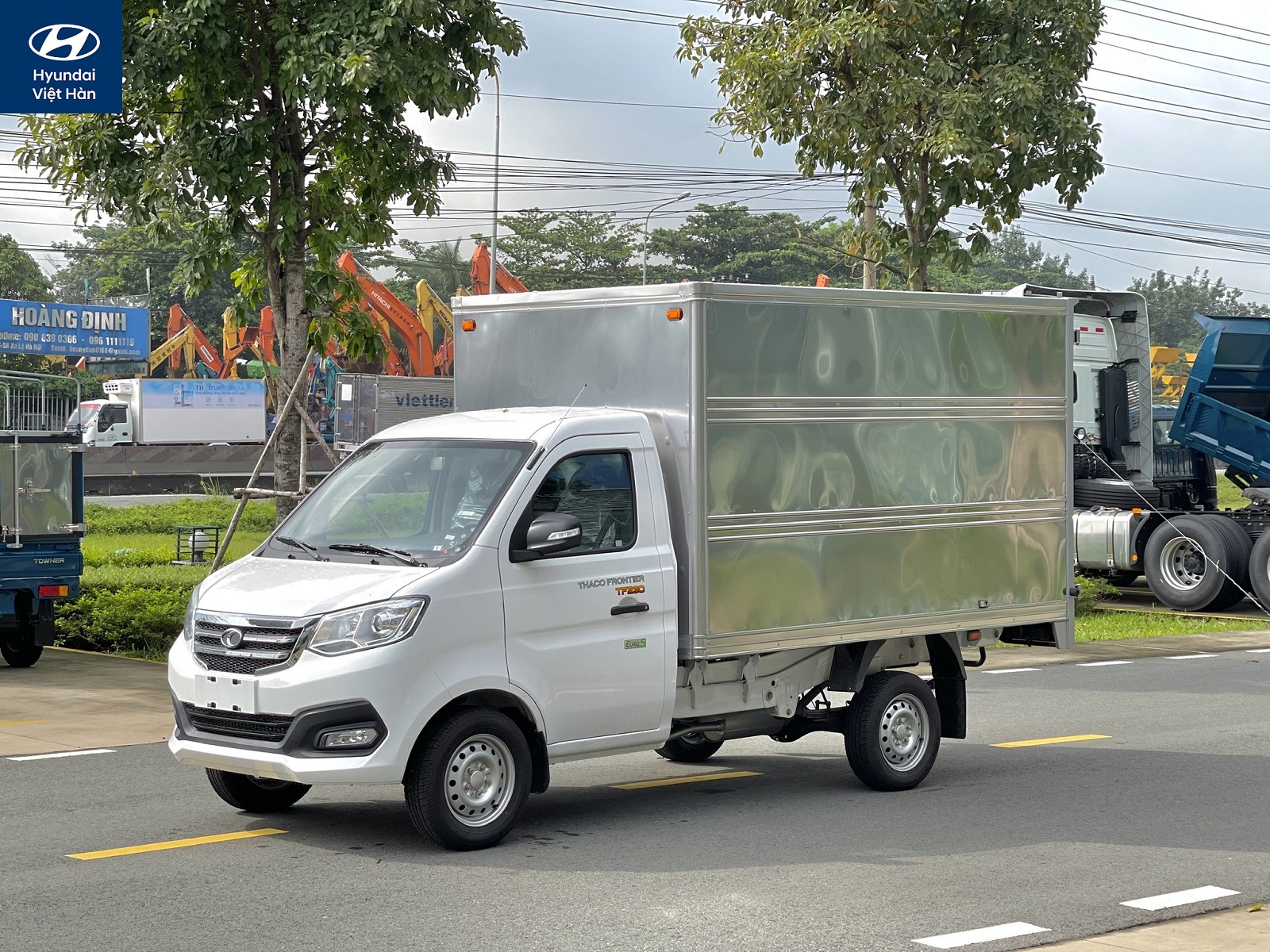 Xe tải nhỏ TF230 thùng kín 