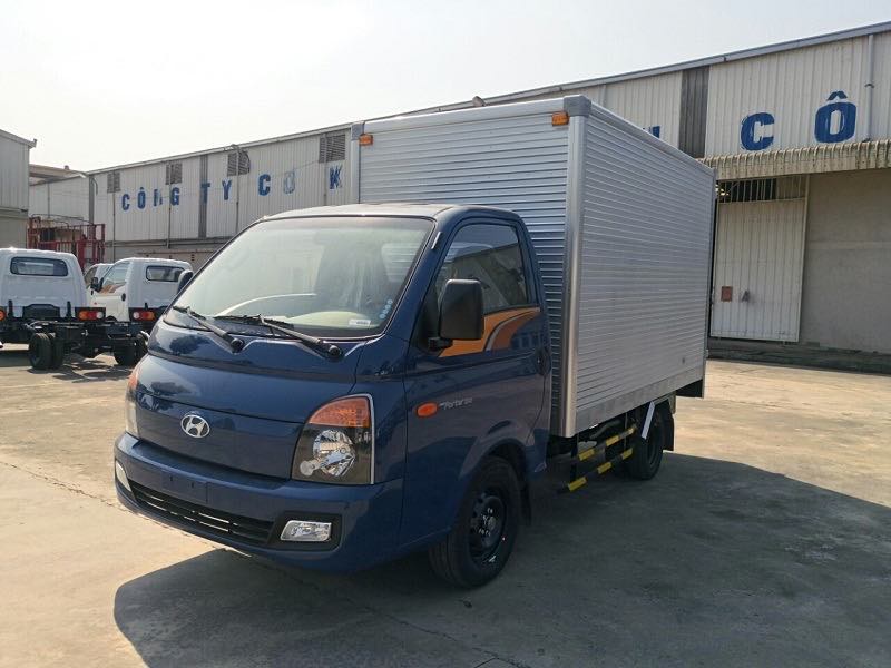 Hyundai H150 thùng kín 1.5 tấn đời 2025